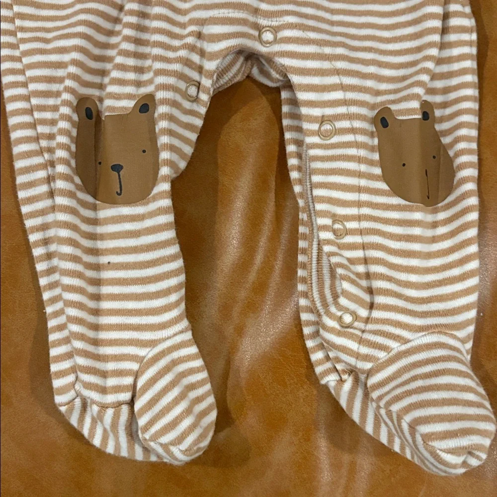 GAP Beige and White Striped Kids Footie - Size 0-3 Months